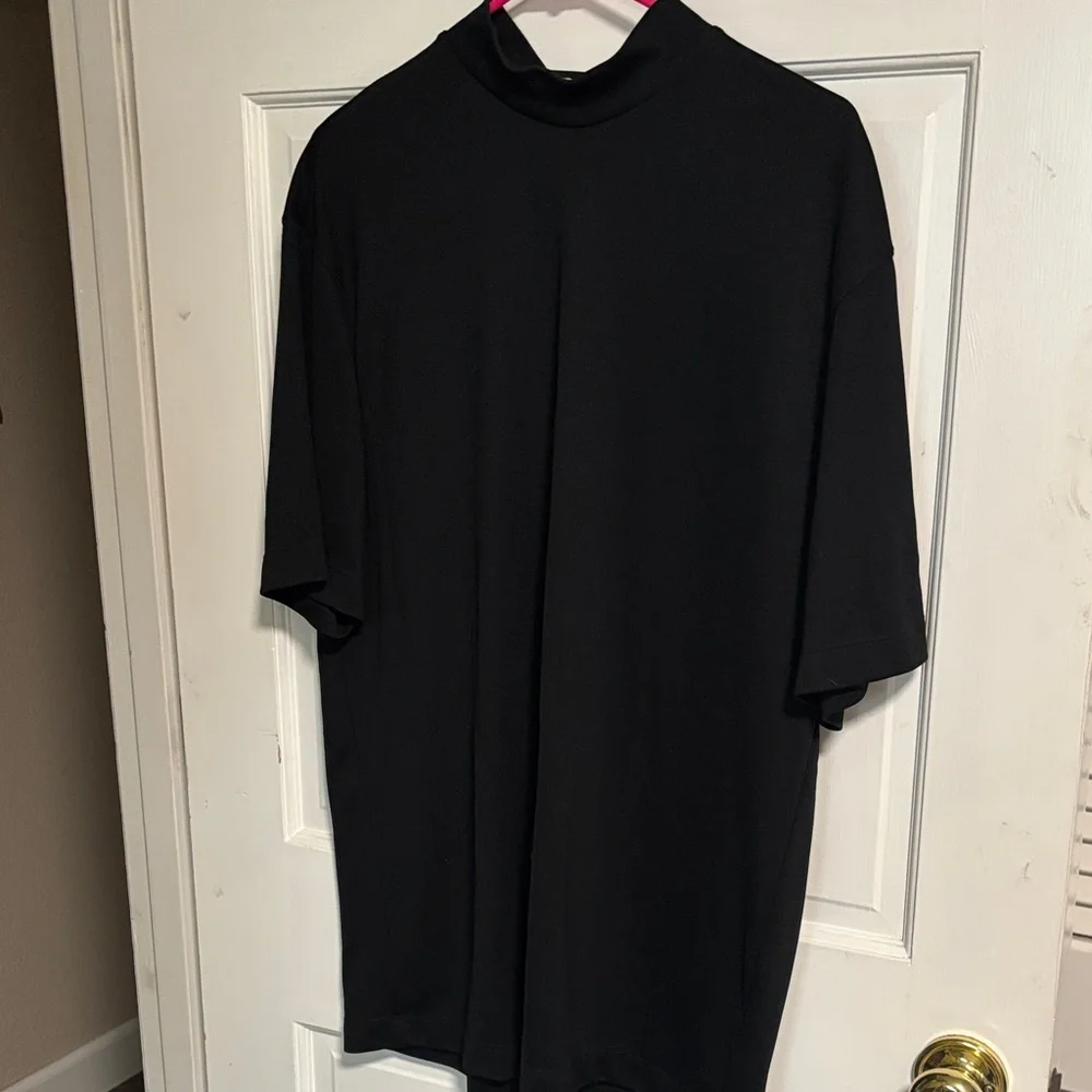 Nike Black Short-Sleeve Mock Neck Tee